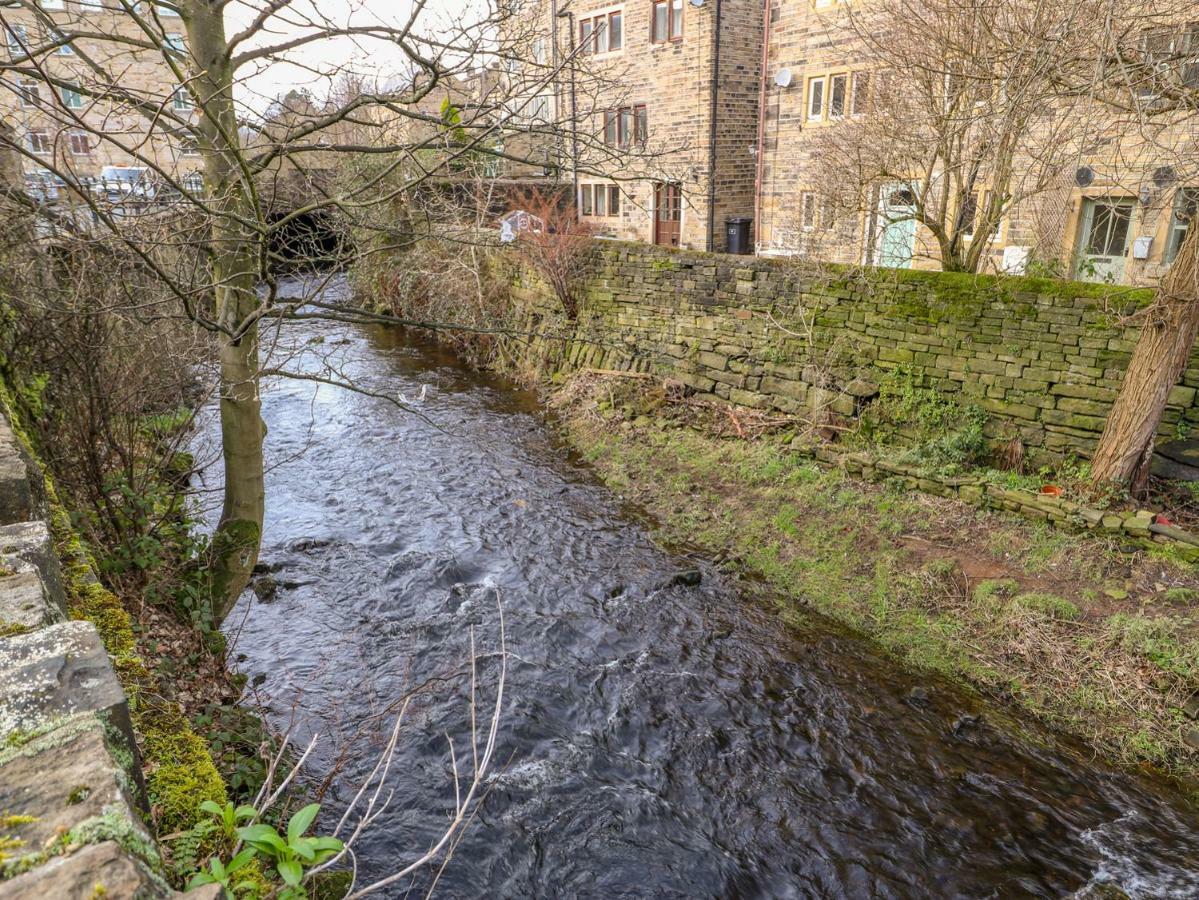 Riverview Cottage Holmfirth Exterior photo